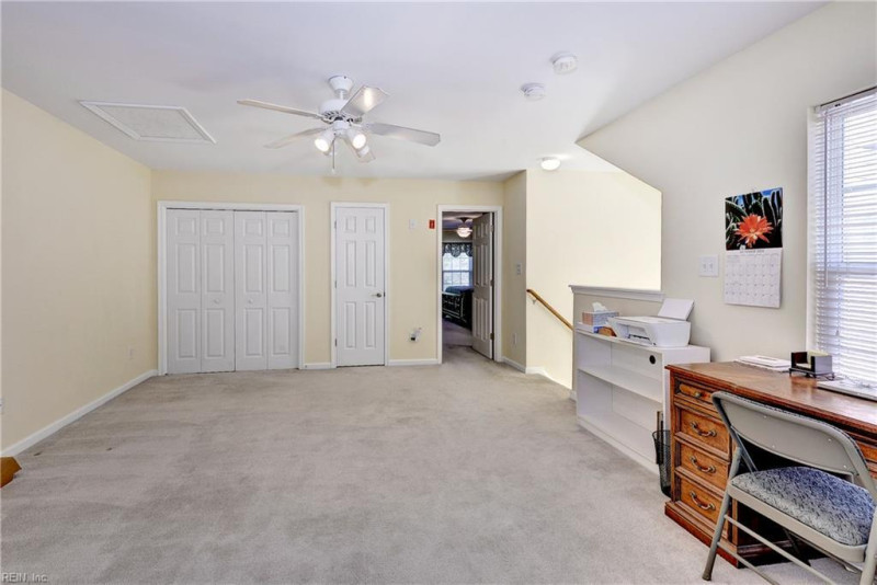 Photo 18 of 34 residential for sale in James City County virginia