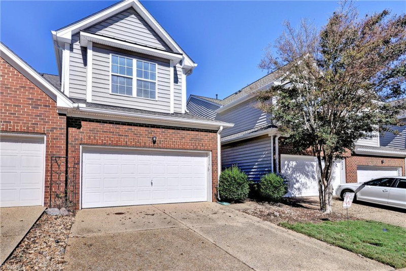 Photo 2 of 34 residential for sale in James City County virginia