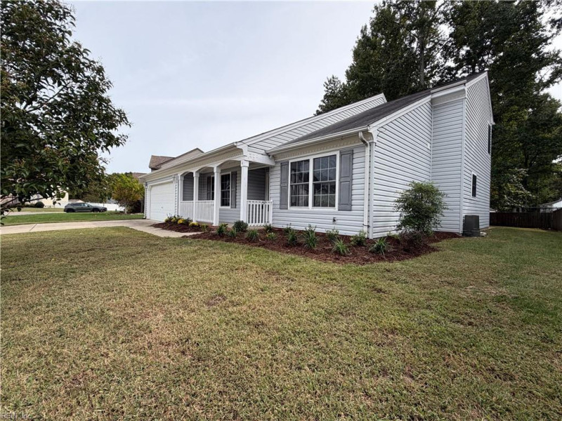 Photo 2 of 43 residential for sale in Hampton virginia