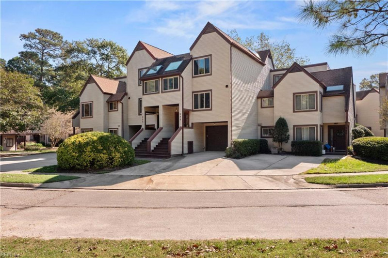 Photo 1 of 27 residential for sale in Virginia Beach virginia
