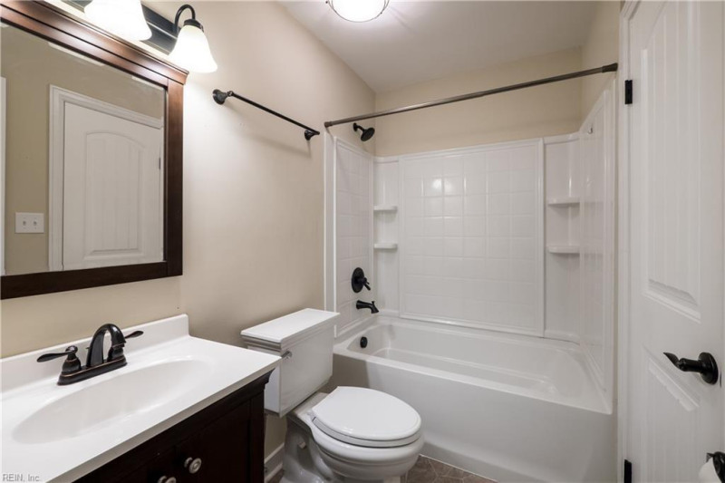 Photo 16 of 27 residential for sale in Virginia Beach virginia