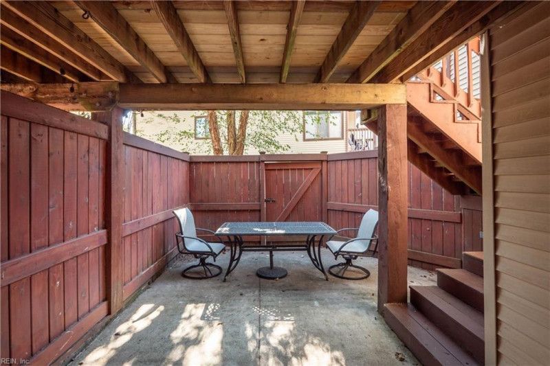 Photo 2 of 27 residential for sale in Virginia Beach virginia