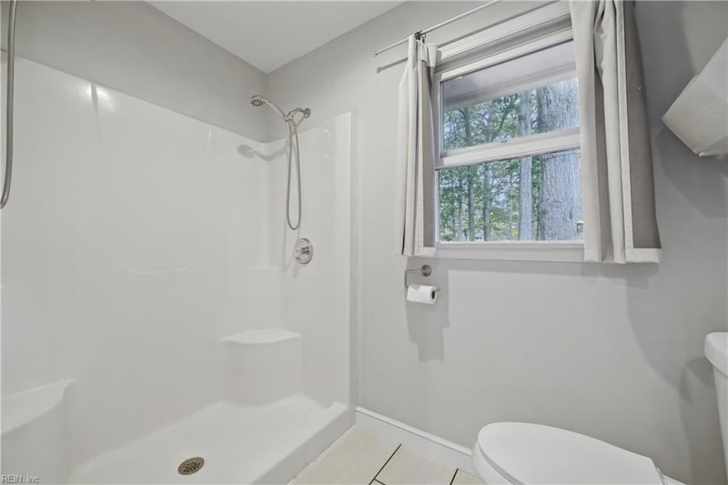Photo 25 of 39 residential for sale in Newport News virginia