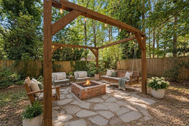 Photo 31 of 39 residential for sale in Newport News virginia