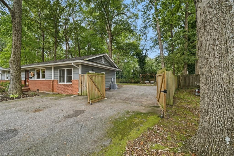 Photo 35 of 39 residential for sale in Newport News virginia