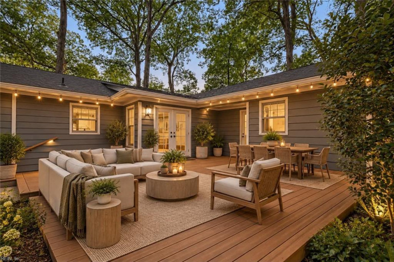 Photo 5 of 39 residential for sale in Newport News virginia