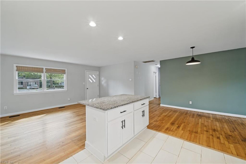 Photo 9 of 39 residential for sale in Newport News virginia