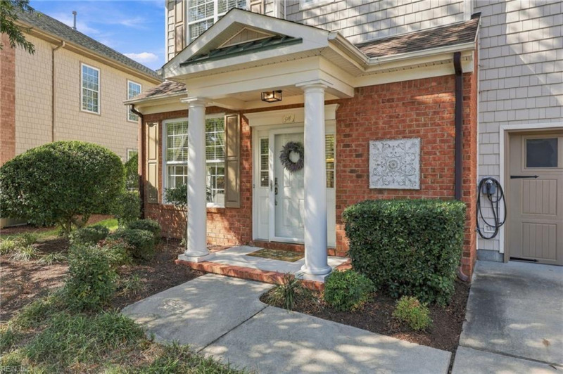 Photo 4 of 49 residential for sale in Chesapeake virginia Photo 4 of 49 residential for sale in Chesapeake virginia