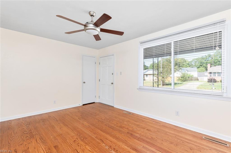 Photo 5 of 26 residential for sale in Suffolk virginia Photo 5 of 26 residential for sale in Suffolk virginia