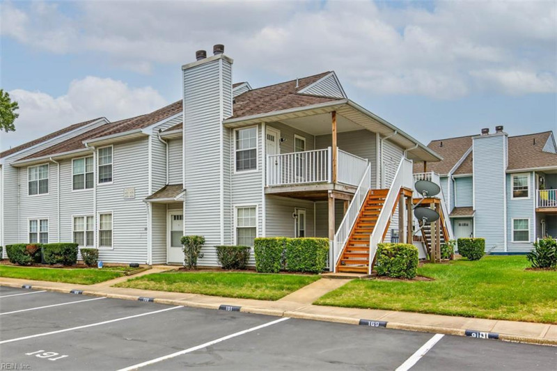 Photo 1 of 20 residential for sale in Virginia Beach virginia