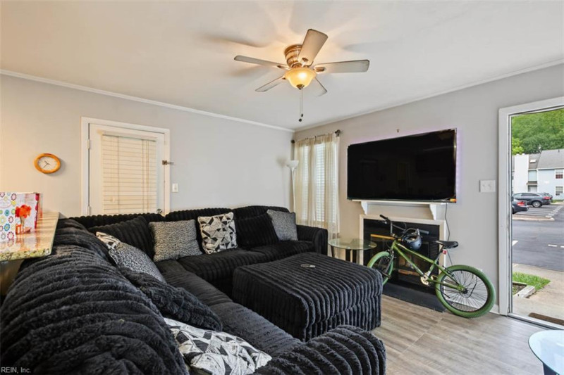 Photo 6 of 20 residential for sale in Virginia Beach virginia