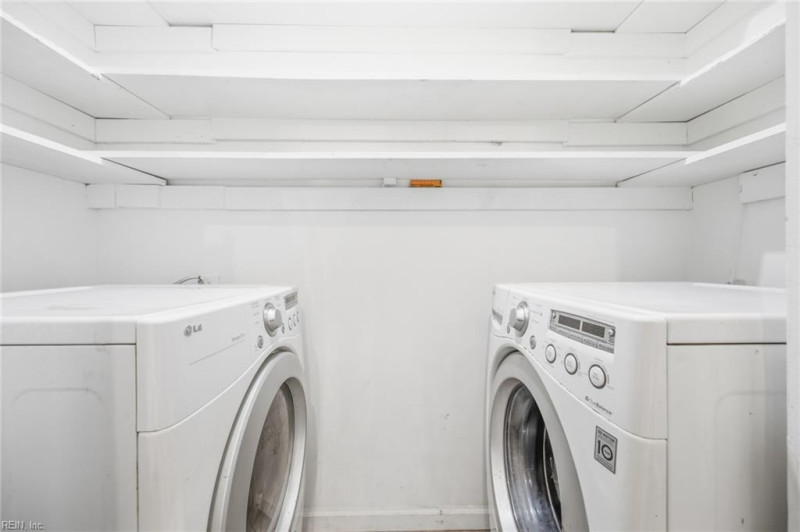 Photo 11 of 22 residential for sale in Virginia Beach virginia