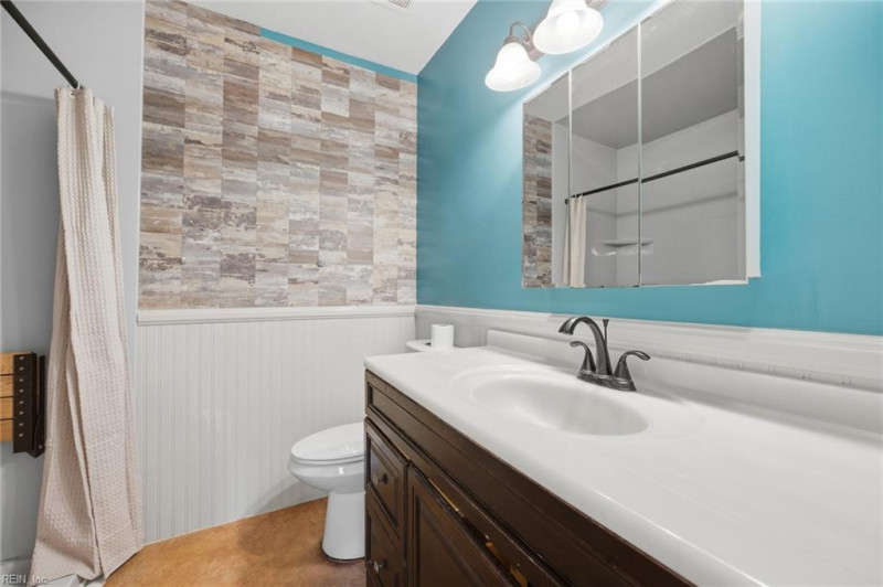 Photo 16 of 22 residential for sale in Virginia Beach virginia