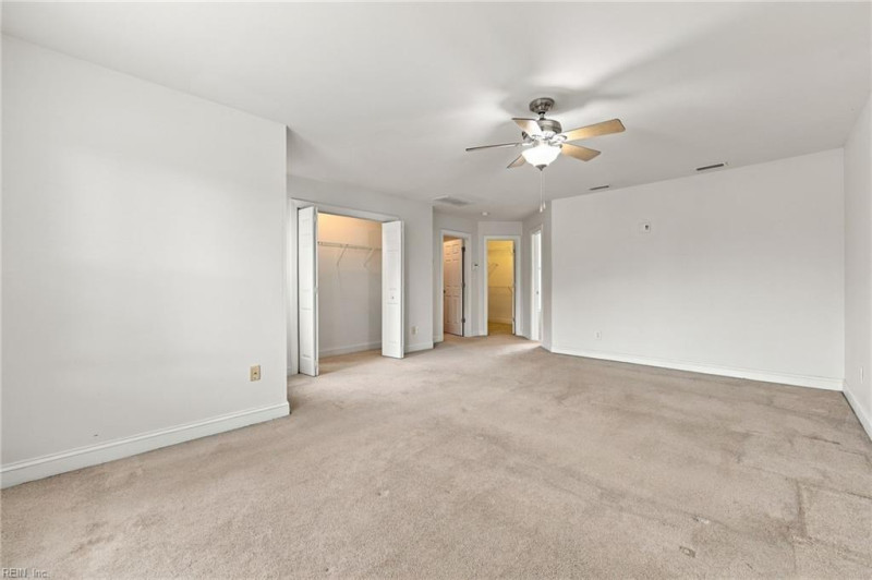 Photo 17 of 32 residential for sale in Virginia Beach virginia