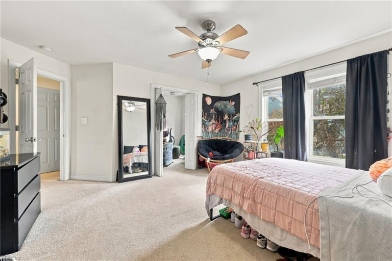 Photo 28 of 32 residential for sale in Virginia Beach virginia