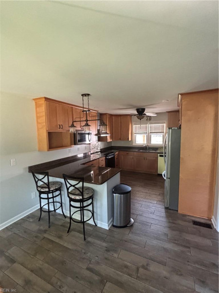 Photo 6 of 37 residential for sale in Chesapeake virginia Photo 6 of 37 residential for sale in Chesapeake virginia