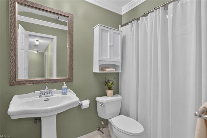 Photo 33 of 41 residential for sale in Virginia Beach virginia Photo 33 of 41 residential for sale in Virginia Beach virginia