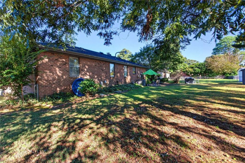 Photo 24 of 31 residential for sale in Portsmouth virginia