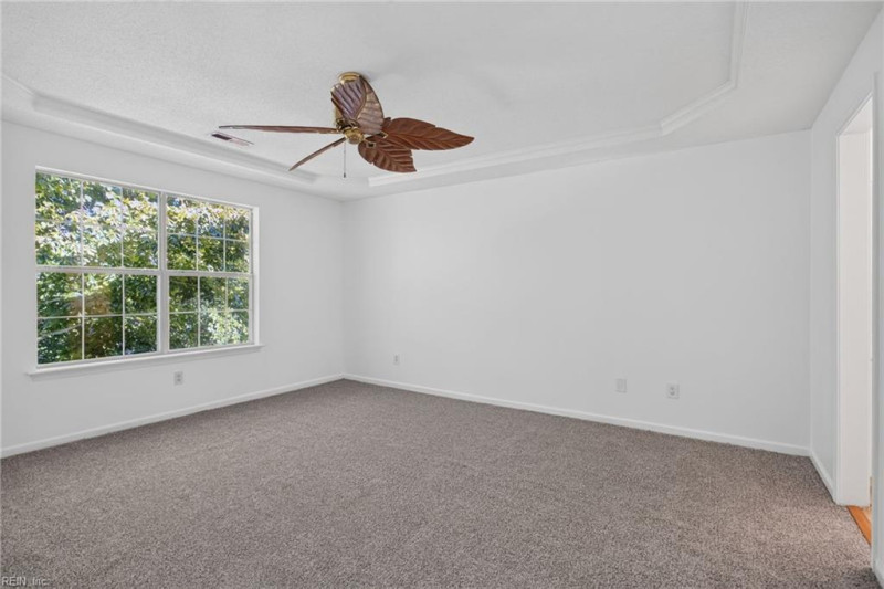 Photo 14 of 30 residential for sale in Newport News virginia