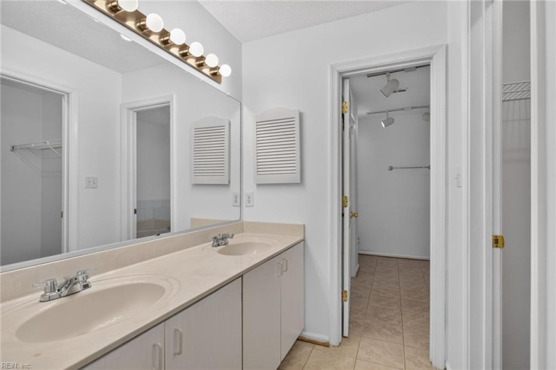 Photo 17 of 30 residential for sale in Newport News virginia
