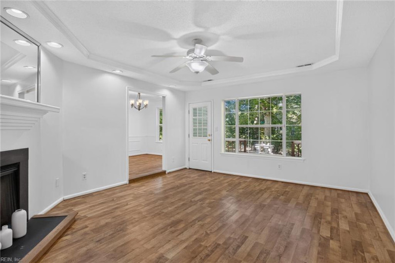 Photo 3 of 30 residential for sale in Newport News virginia