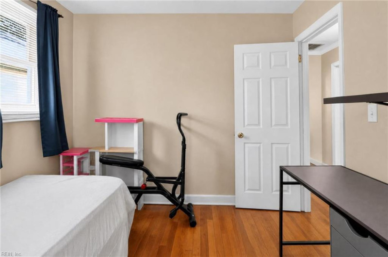 Photo 22 of 32 residential for sale in Newport News virginia