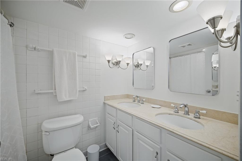 Photo 25 of 50 residential for sale in Virginia Beach virginia