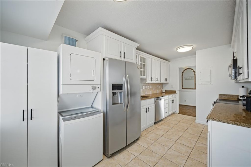 Photo 8 of 50 residential for sale in Virginia Beach virginia
