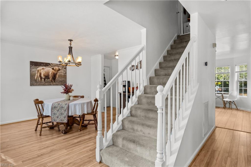 Photo 10 of 46 residential for sale in Hampton virginia
