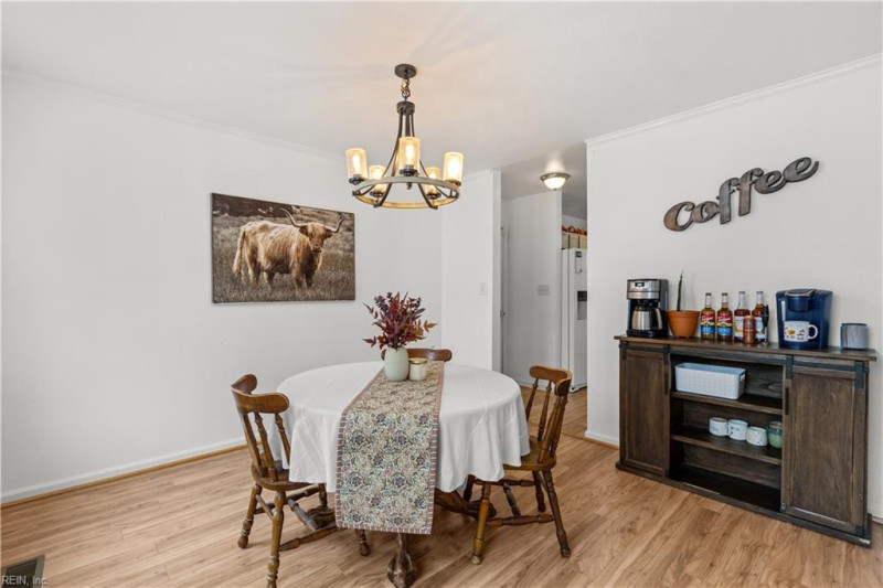 Photo 14 of 46 residential for sale in Hampton virginia