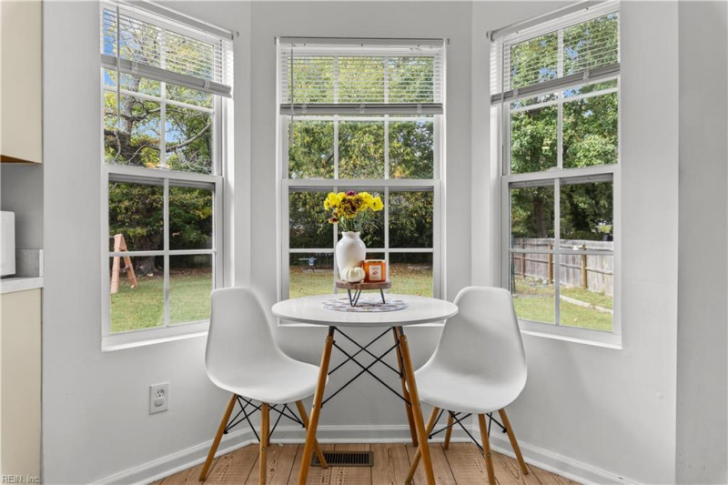 Photo 17 of 46 residential for sale in Hampton virginia