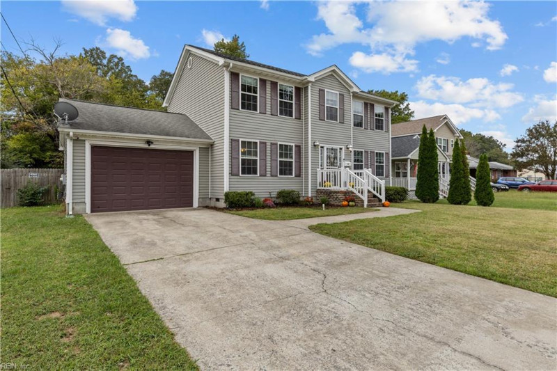 Photo 3 of 46 residential for sale in Hampton virginia