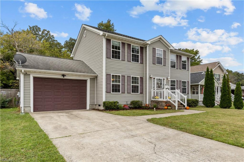 Photo 6 of 46 residential for sale in Hampton virginia