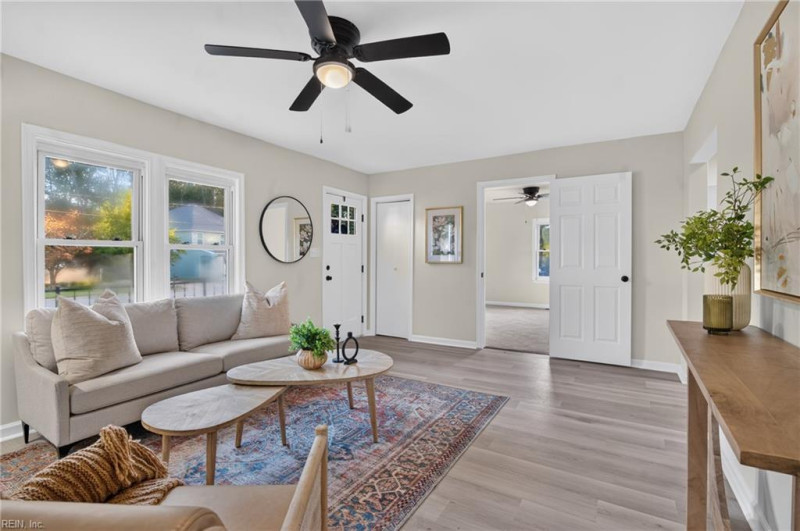 Photo 4 of 23 residential for sale in Newport News virginia