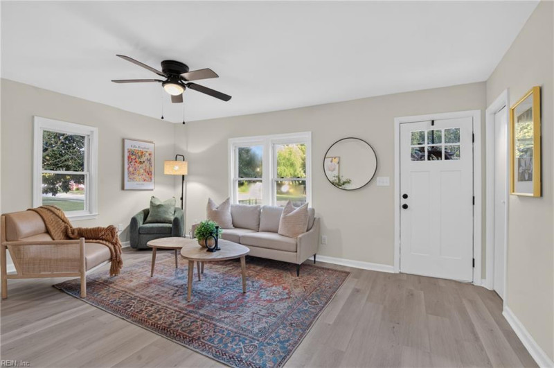 Photo 5 of 23 residential for sale in Newport News virginia