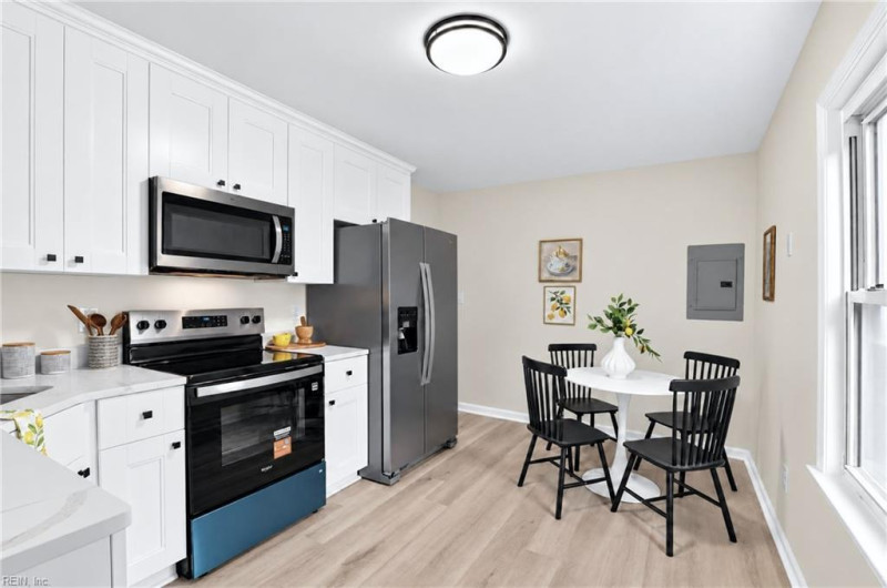 Photo 6 of 23 residential for sale in Newport News virginia