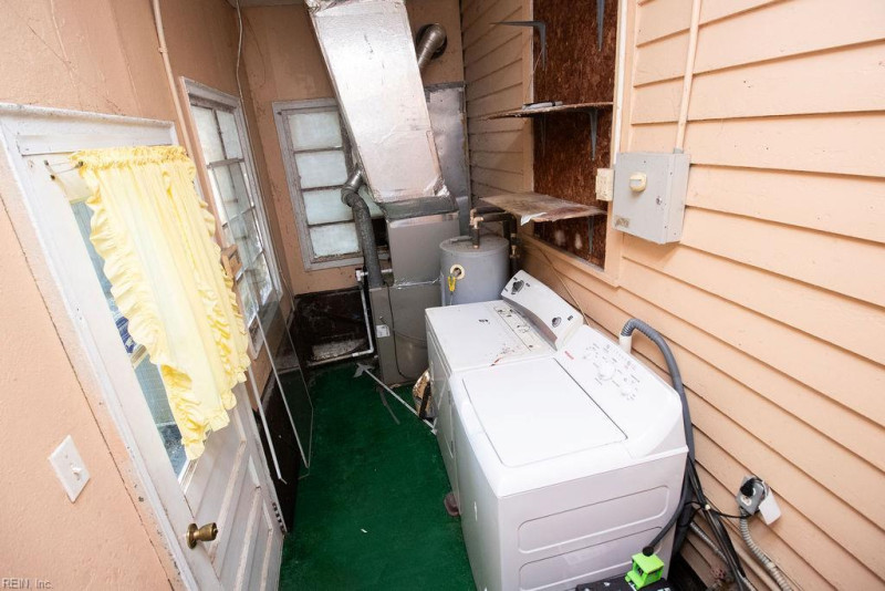 Photo 15 of 19 residential for sale in Norfolk virginia