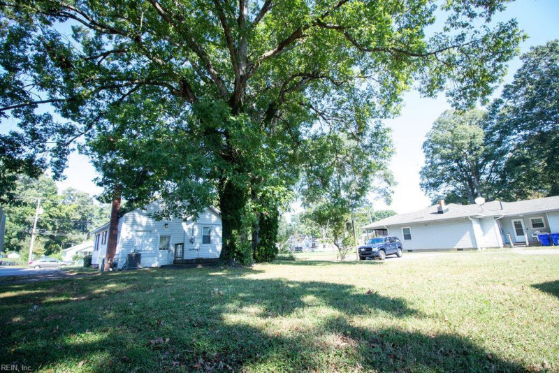 Photo 17 of 19 residential for sale in Norfolk virginia