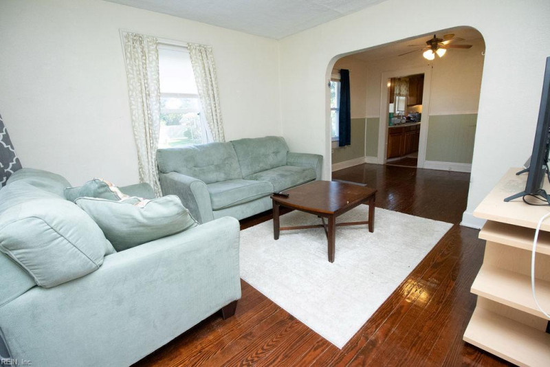 Photo 3 of 19 residential for sale in Norfolk virginia