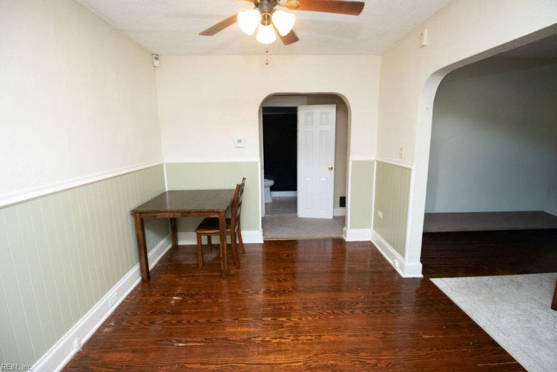 Photo 6 of 19 residential for sale in Norfolk virginia