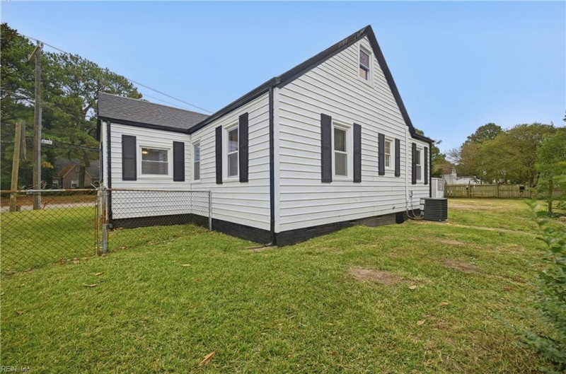 Photo 23 of 28 residential for sale in Norfolk virginia Photo 23 of 28 residential for sale in Norfolk virginia