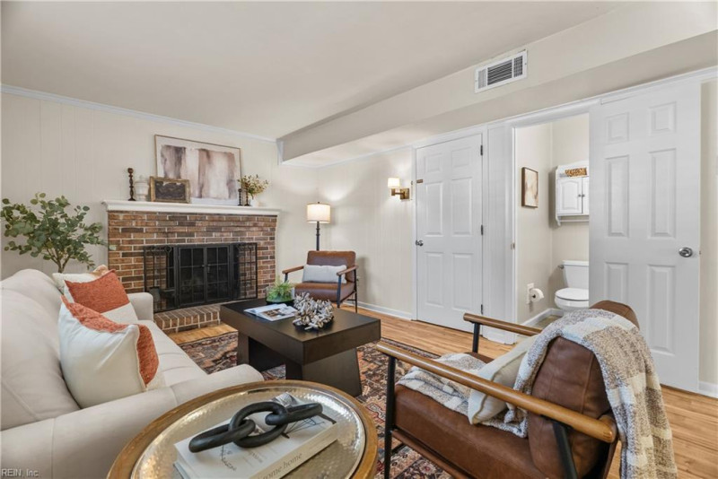 Photo 16 of 32 residential for sale in Virginia Beach virginia