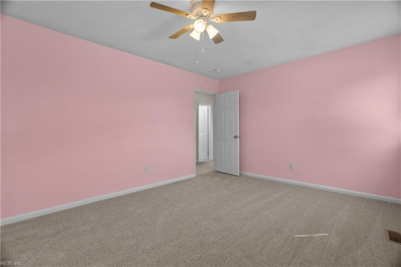 Photo 25 of 32 residential for sale in Virginia Beach virginia
