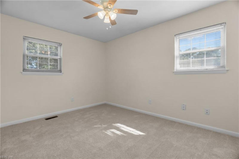 Photo 27 of 32 residential for sale in Virginia Beach virginia