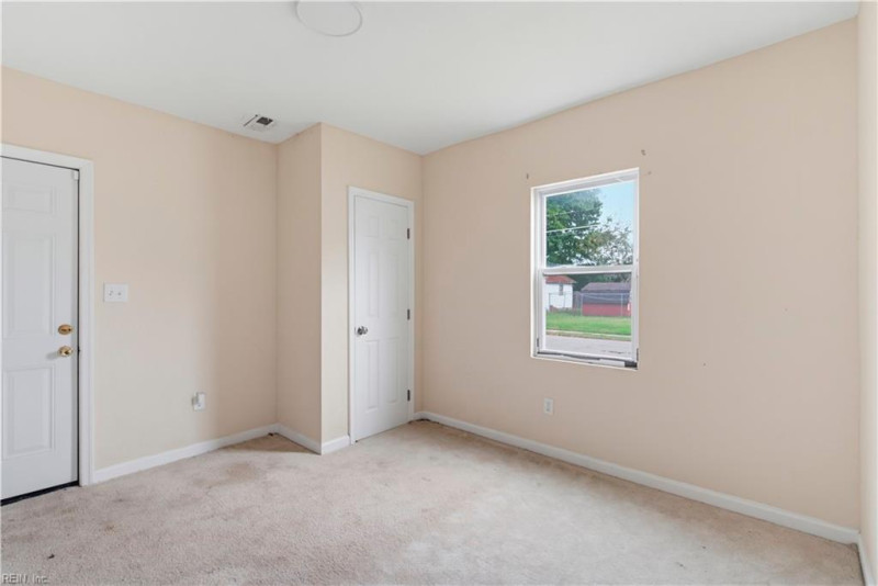 Photo 7 of 30 residential for sale in Suffolk virginia Photo 7 of 30 residential for sale in Suffolk virginia