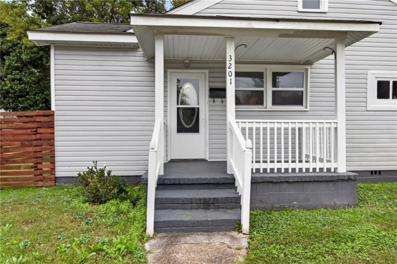 Photo 3 of 19 residential for sale in Portsmouth virginia Photo 3 of 19 residential for sale in Portsmouth virginia