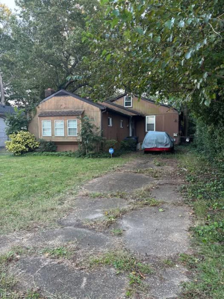 Photo 1 of 10 residential for sale in Portsmouth virginia