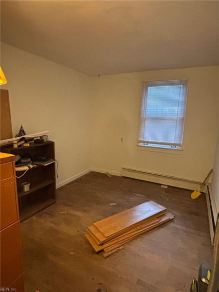 Photo 8 of 10 residential for sale in Portsmouth virginia