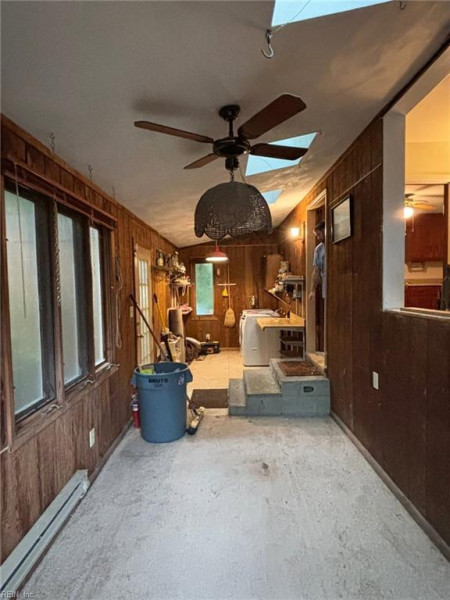 Photo 9 of 10 residential for sale in Portsmouth virginia