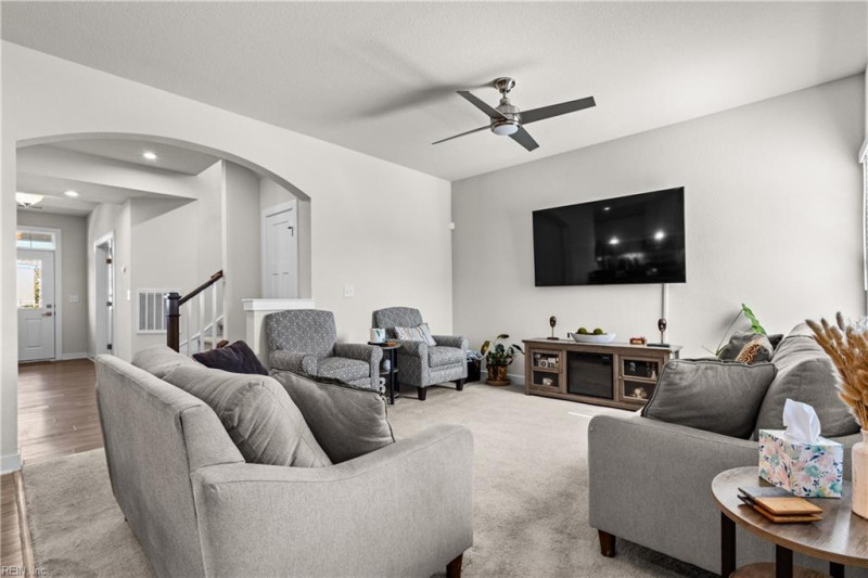 Photo 15 of 50 residential for sale in Chesapeake virginia Photo 15 of 50 residential for sale in Chesapeake virginia